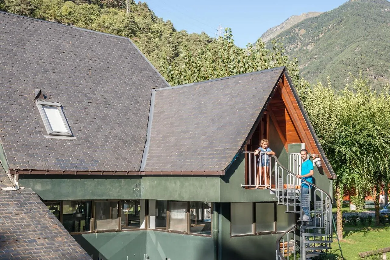 Arrós Bungalows Verneda Mountain Resort ספרד